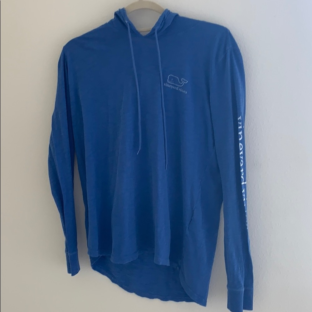 Blue vineyard vines hoodie